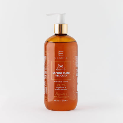 Essere Bio Sapone Mani Delicato 500 ml, flacone Be Hands con dispenser e 91,7% di ingredienti di origine naturale