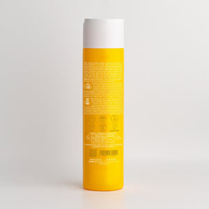 Back of the Essere Bio Be Fruit Banana Shampoo 250 ml with INCI and natural origin ingredients